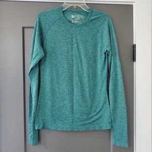 FIGS Salta performance underscrub - great nursing school graduation gift!